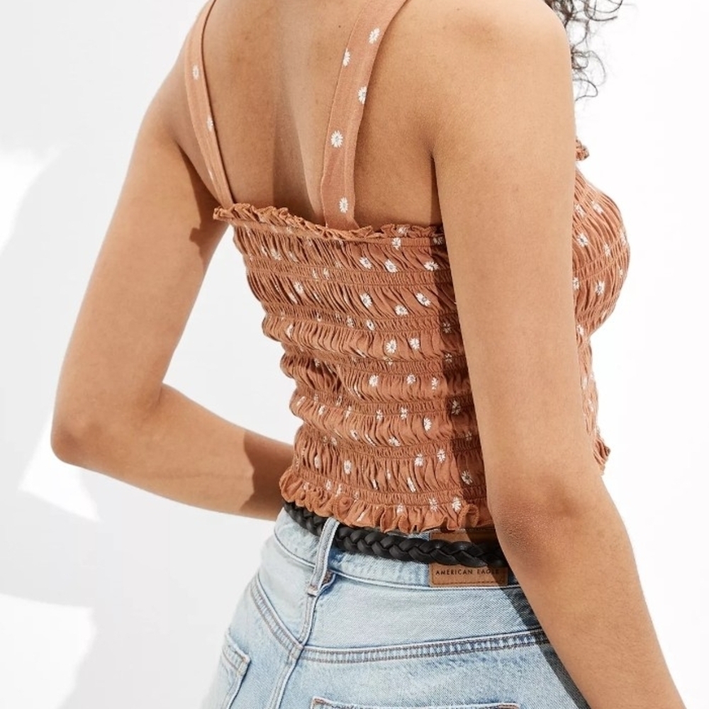 American Eagle Outfitters EUC XS Tan Smocked Camisole Crop